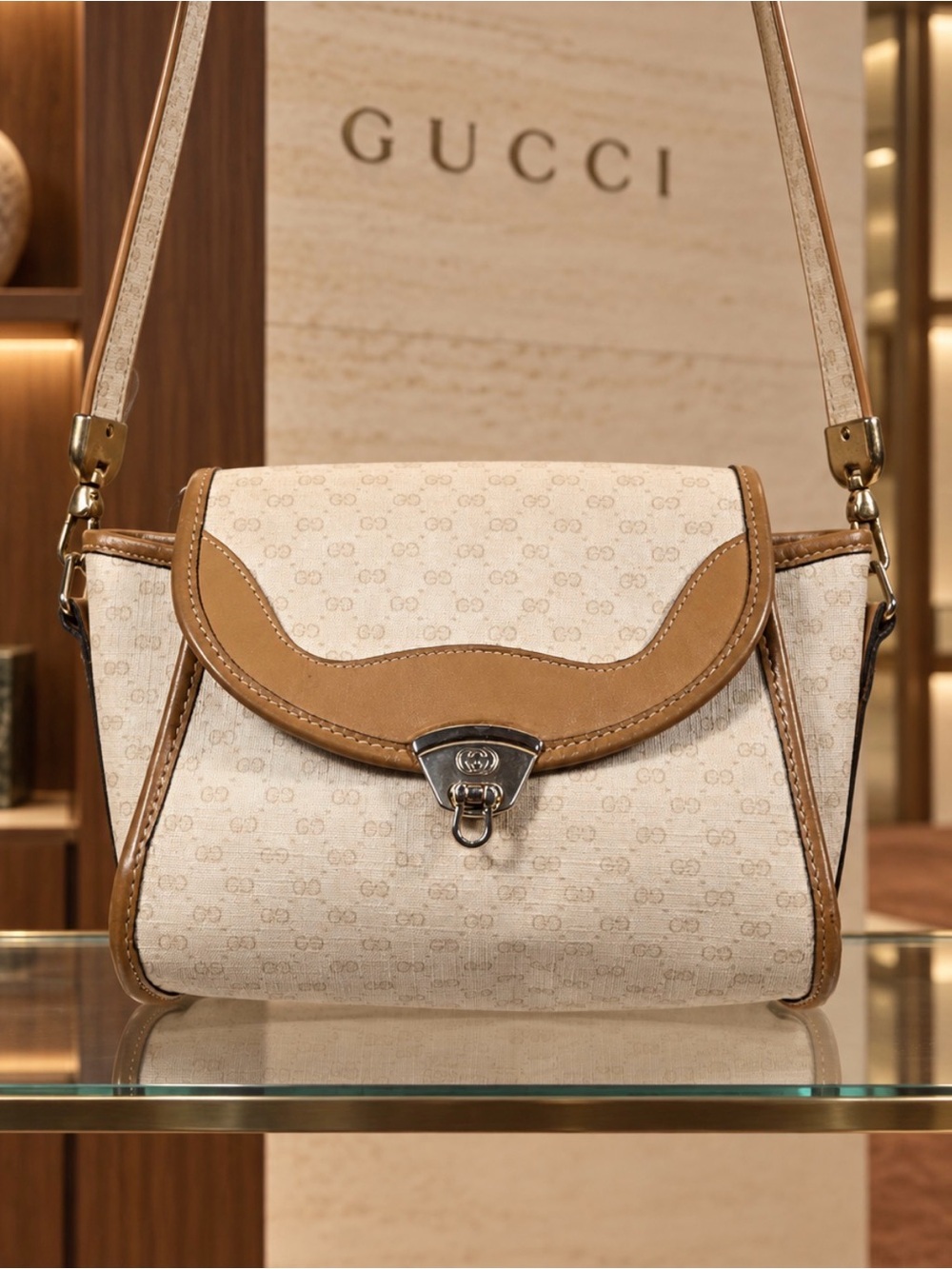 Authentic Vintage GUCCI Beige& Tan GG Canvas/Leather Shoulder Bag-Silver HW Rare